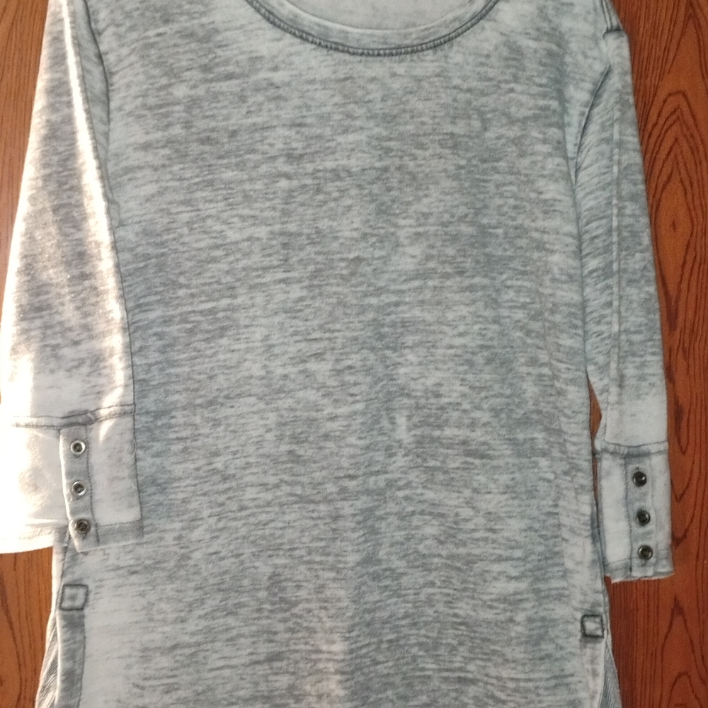 Jane and Delancey Gray Women's Top